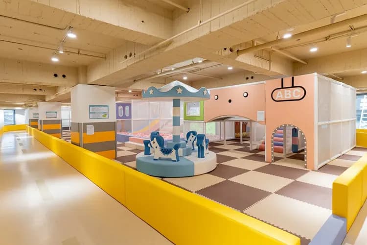 | Magi Land兒童遊戲室使用規範 | 使用時間以及收費標準依照現場售票規定，”無提供免費使用”，詳細規範請洽飯店現場人員或官網公告。 *設施地點在館外，請旅客移步至永豐棧遊玩。*