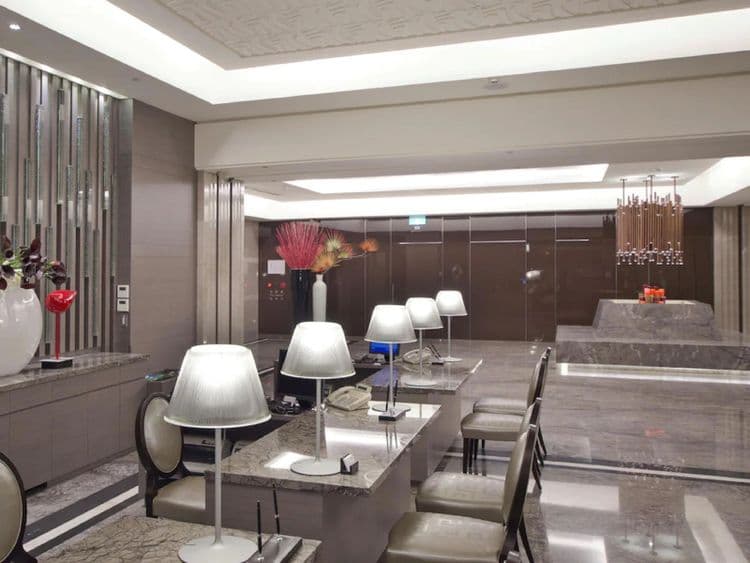 CHECK inn SELECT Taichung Dadun-2