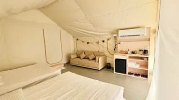 「湯屋帳篷」每間房內皆有獨立溫泉湯池