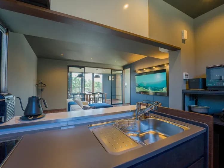 【スタイリッシュ・105】オープンキッチンなので、会話を楽しみながらお料理が出来ます