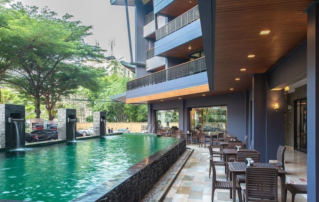 나콘빠톰-The Proud Exclusive Hotel