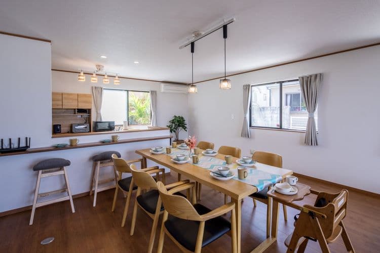 沖縄ファミリー旅に大人気［恩納村］5LDK~バケーションレンタル素泊一棟貸切！オーシャンビューBBQ-1