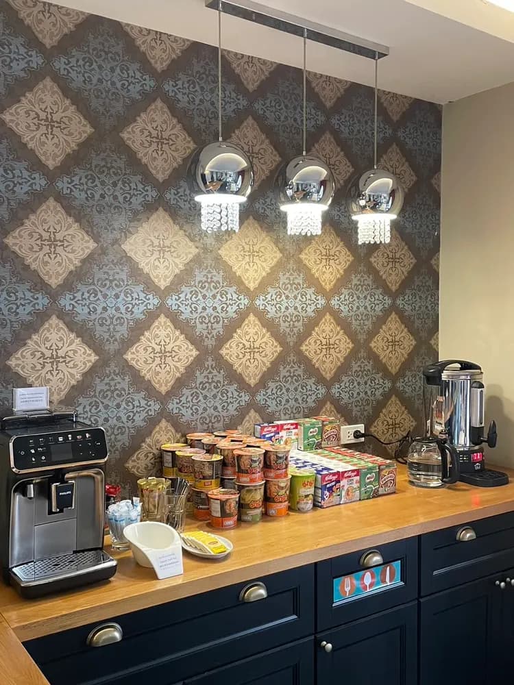 THE STAR OF SATHON-15