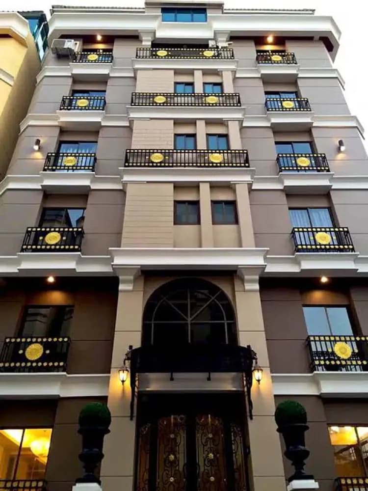 THE STAR OF SATHON-2