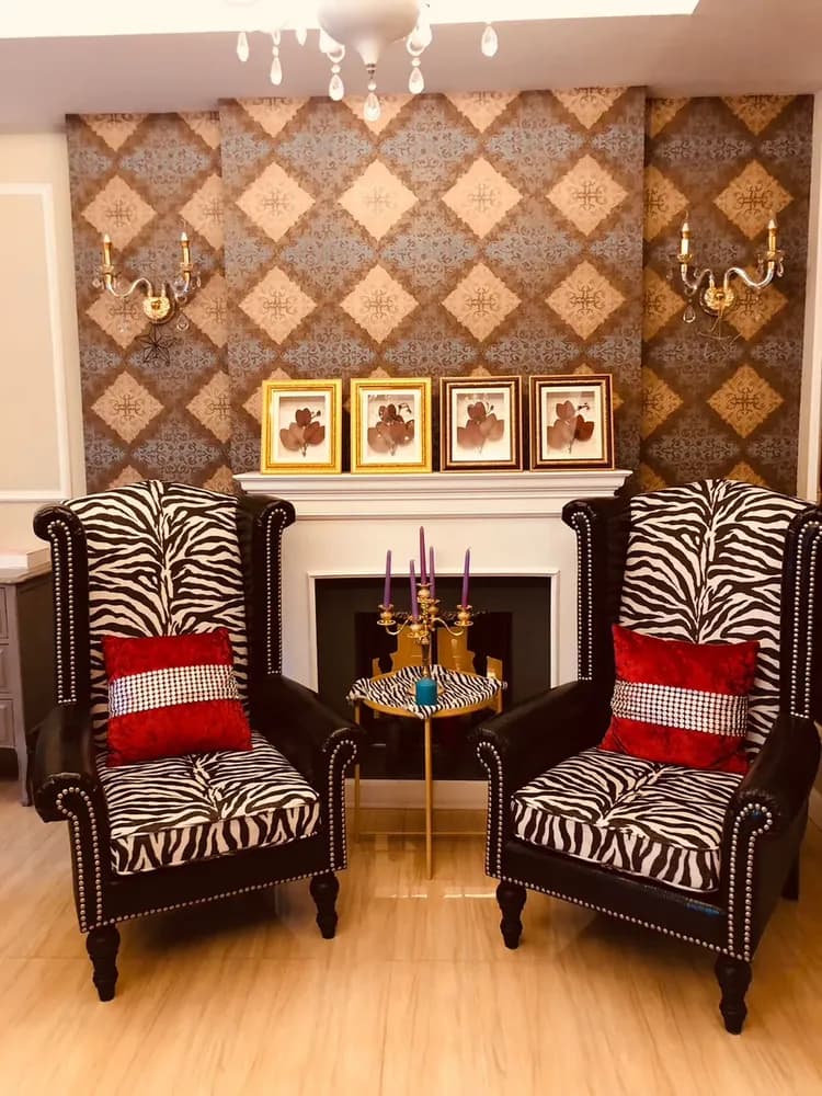 THE STAR OF SATHON-7