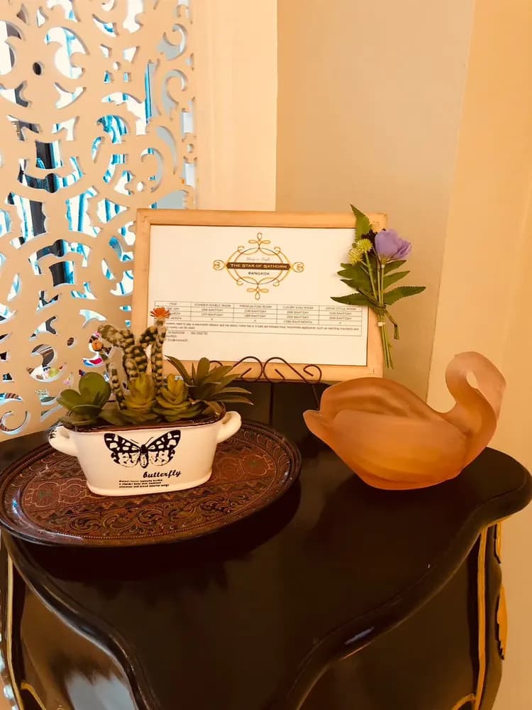 THE STAR OF SATHON-8