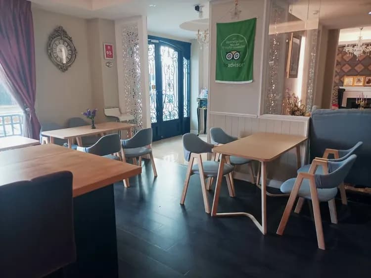 THE STAR OF SATHON-19