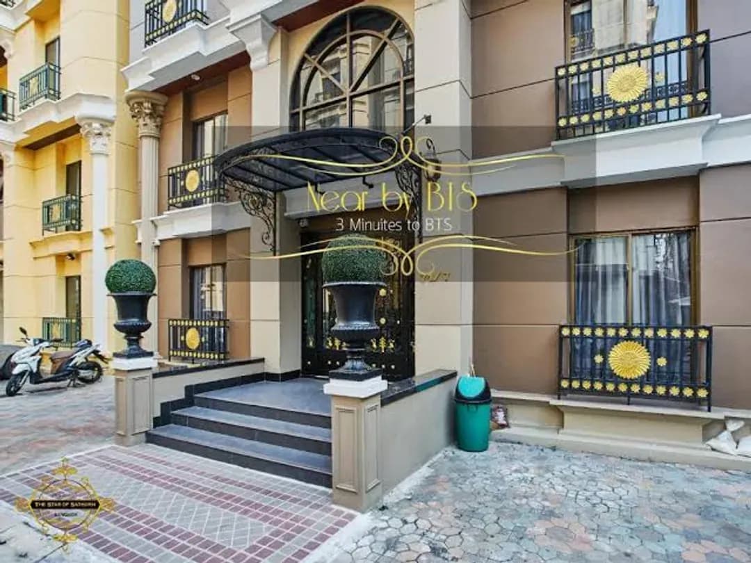 Bangkok-THE STAR OF SATHON