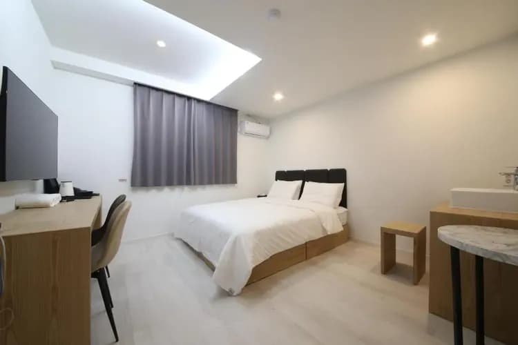 Namoo Neulbo Hotel (former ATTO Hotel)-6