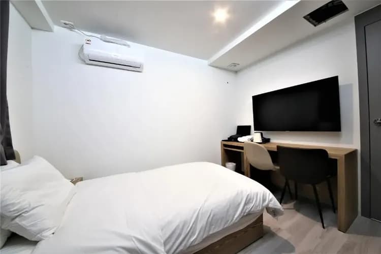 Namoo Neulbo Hotel (former ATTO Hotel)-8