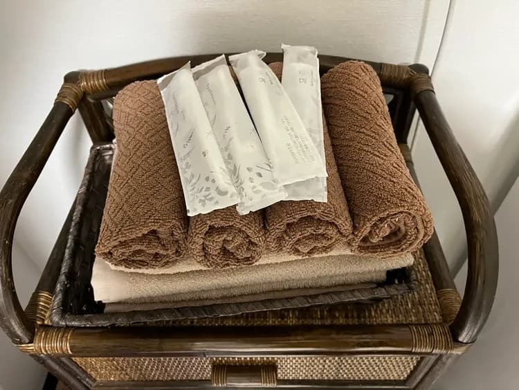 毛巾，浴巾，牙刷牙膏