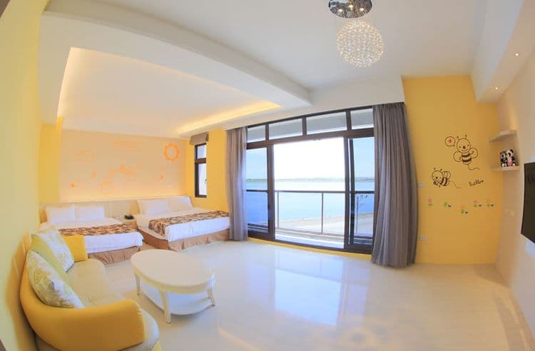 Lucky Seaview B & B-7