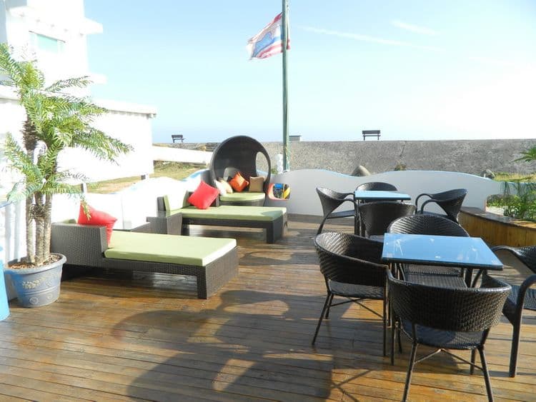 圓頂瓦舍休息區