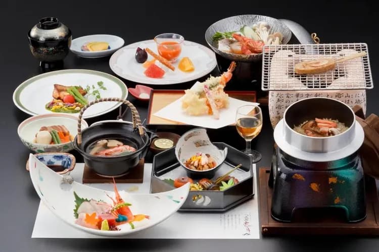 戀月鶴旅館｜上市站開車7分/立山黑部阿爾卑斯山脈路線開車50分-9