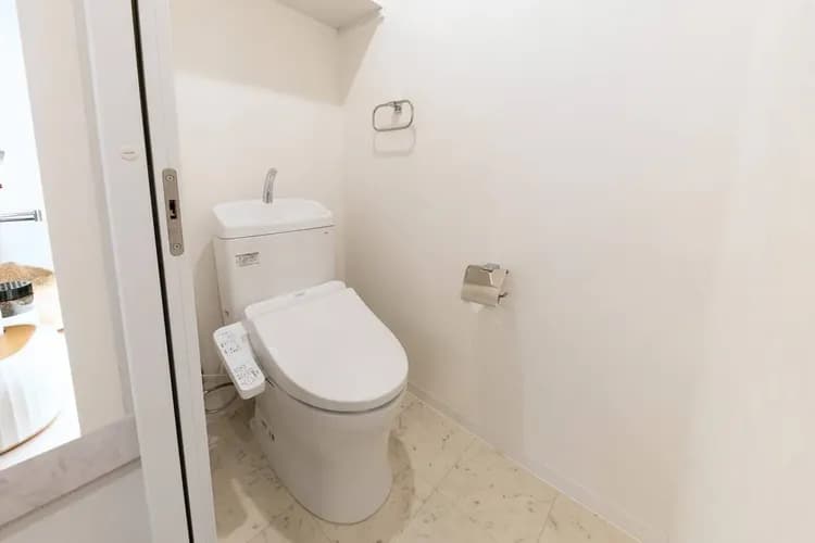 Shinsaibashi Higashi Building B&B 201-15