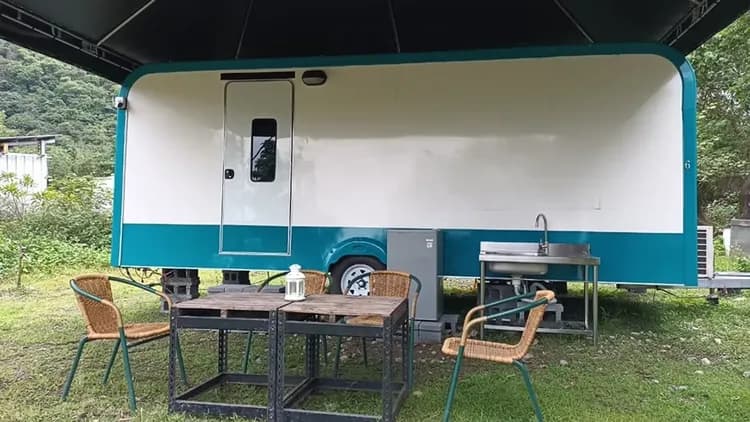 灣東日出露營拖車｜新上架！日出露營車、鄰近東澳漁港和神秘沙灘-1