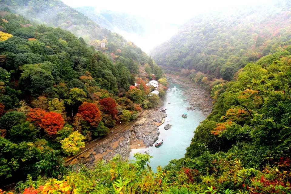 【京都半日遊】<AW>京都・金閣寺+銀閣寺+清水寺 定期觀光巴士半日遊｜含中・英・韓語音導覽-1