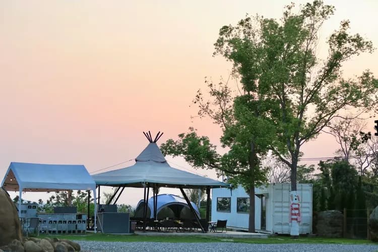 戶外酒吧、天幕區，享受下午美好時光