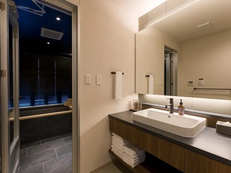 【浴室/洗面台】使い勝手のよい独立タイプ。アメニティも取り揃えております