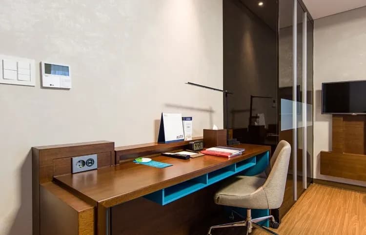 객실(사무용 책상)