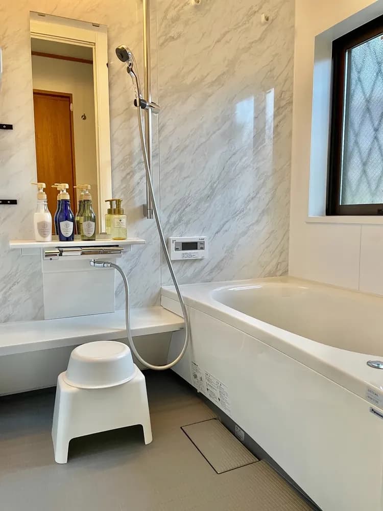 浴室床暖房完備