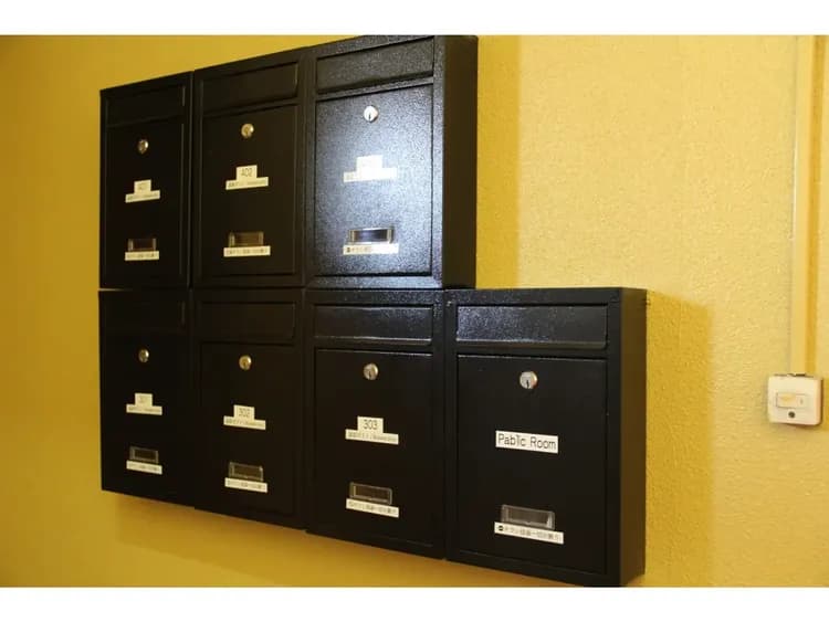 ・お帰りの際には1Ｆポストに鍵を返却して下さい