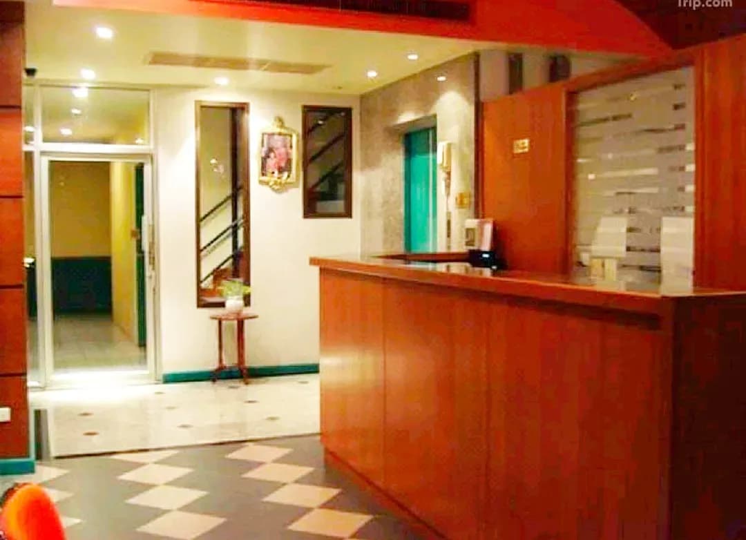 佛丕府-普吉島 德薩旅館 (Desa Phuket)