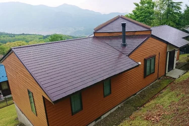 宿のむこうに絶景が広がります。