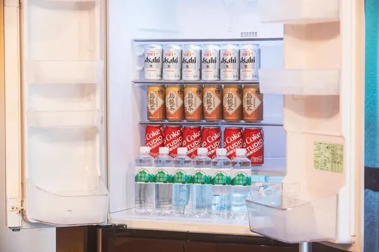 無料の冷蔵庫飲料をご用意しております