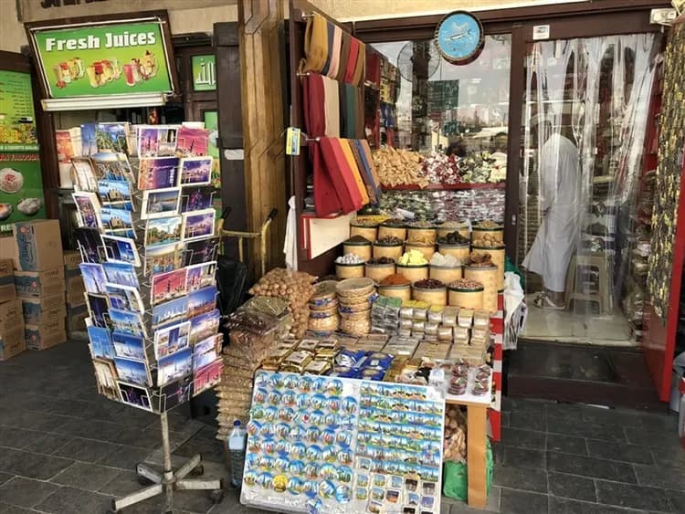 【杜拜旅遊8日】阿布達比清真寺、藍色市集、水上計程車、哈里發塔、黃金相框-6
