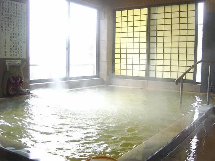 男鹿温泉郷　元湯雄山閣-8