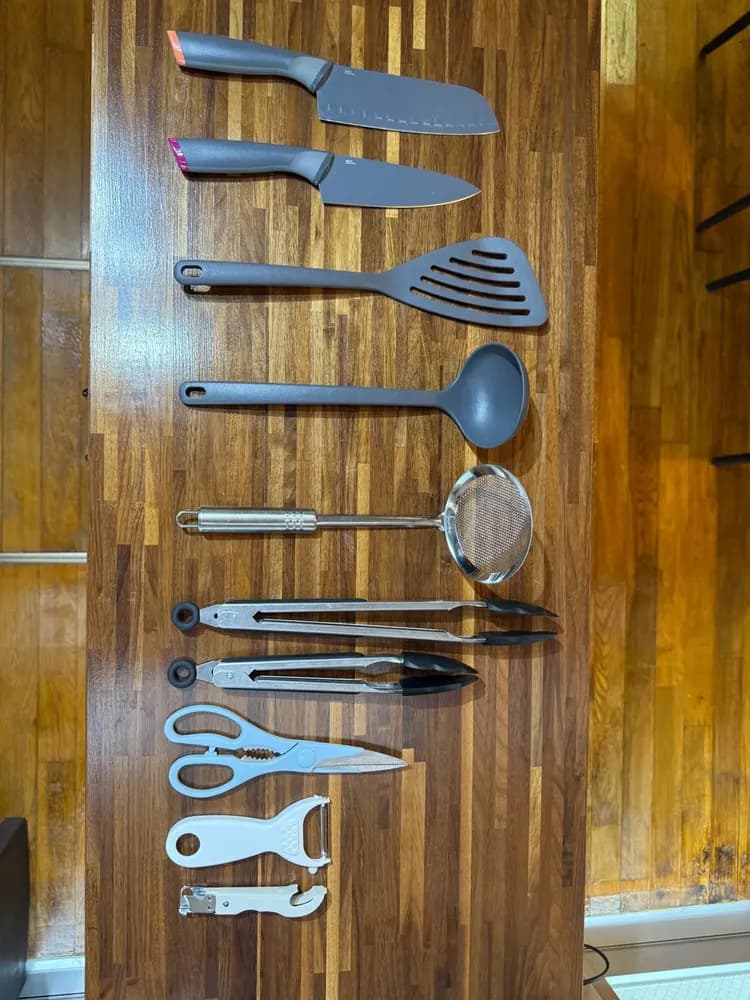 各種調理道具も取り揃えております。