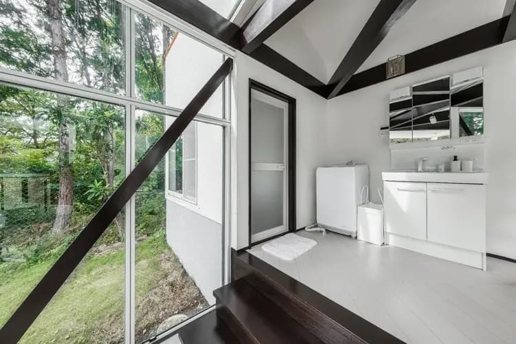 Sunlit Villa Izu -A starry sunny forest lodge--12