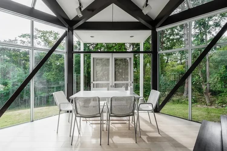 Sunlit Villa Izu -A starry sunny forest lodge--11