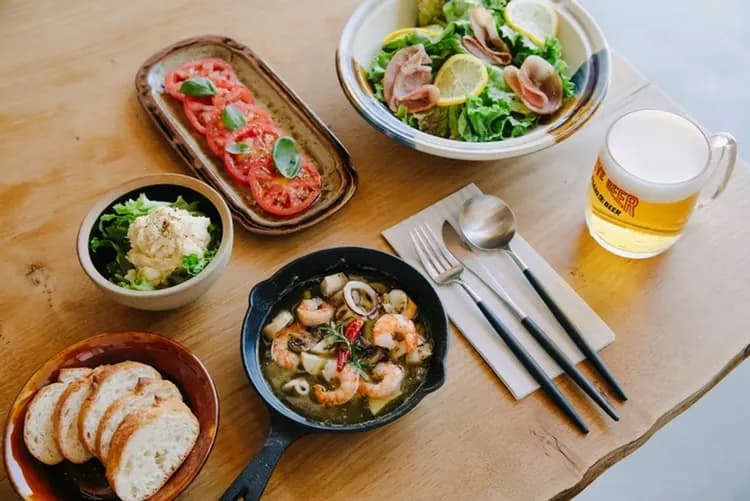 Brucke Hostel & Cafe Arima Kobe-10