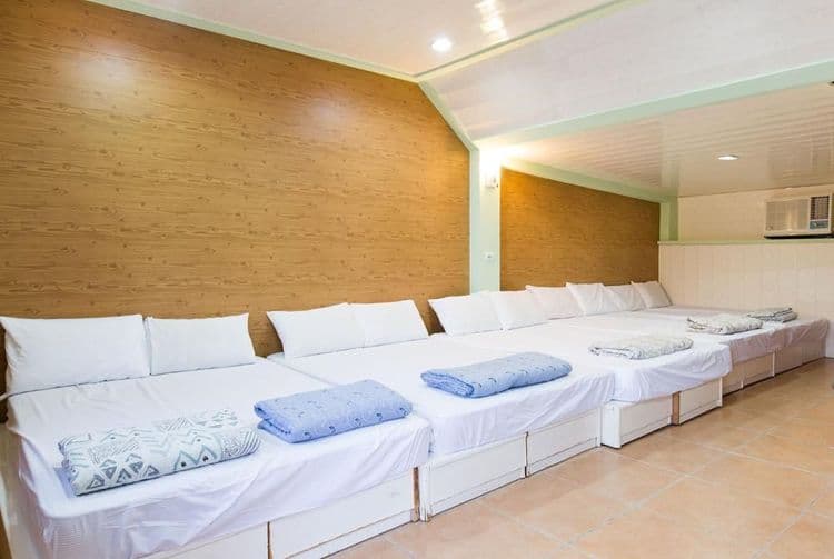 原野小屋十人房