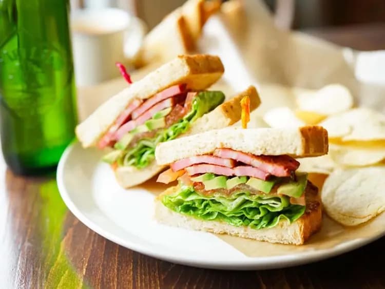 CAFE & Petit Hostel ROUTE-15