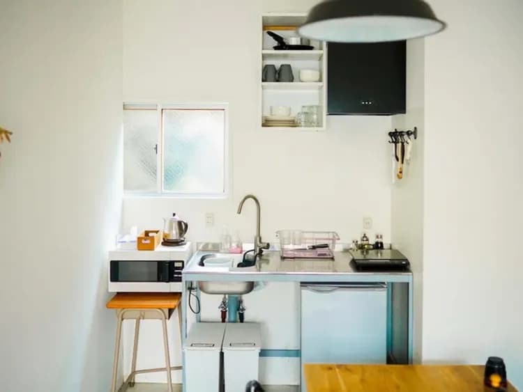 CAFE & Petit Hostel ROUTE-13