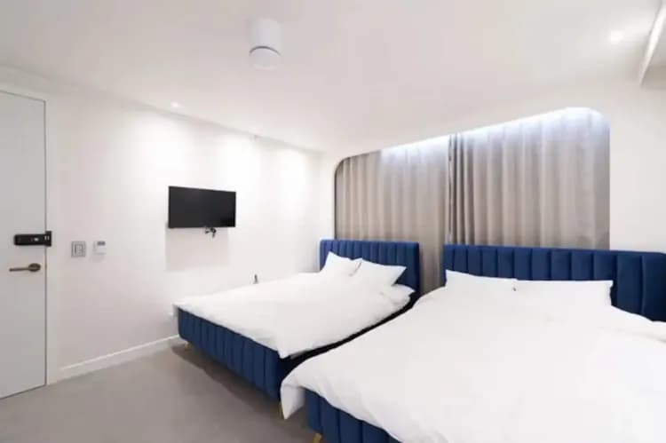 雲弘大旅居｜近弘大入口站 京義線林蔭道-14