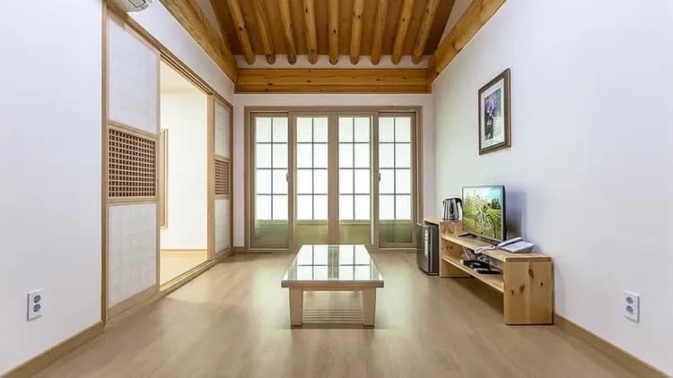 江陵烏竹韓屋村