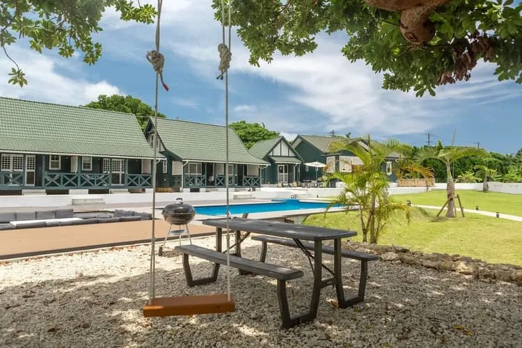 距海灘僅1分鐘！泳池直連/免費停車/複式4棟＋2室一廳1棟/Max21人-9