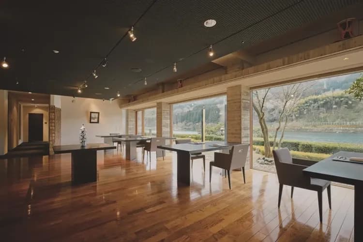 River Retreat GARAKU-14