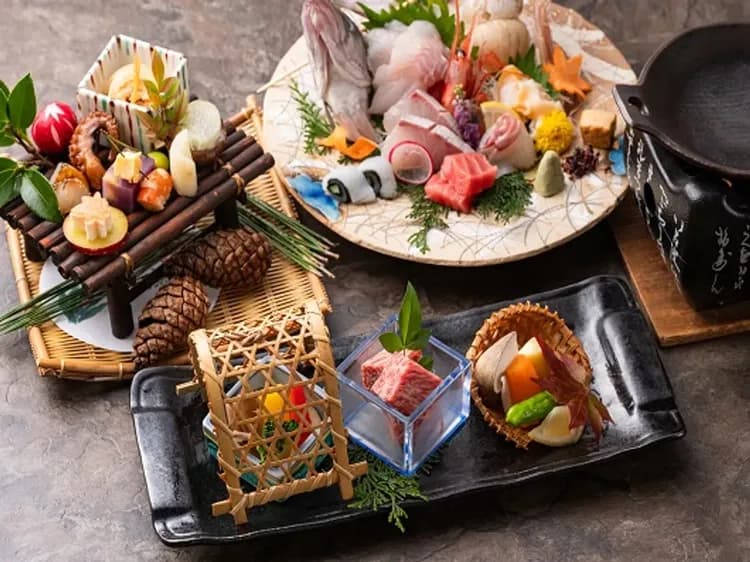 片山津温泉旅館 季がさね｜加賀溫泉車站接駁/砂走公園徒步1分/柴山潟湖畔徒步2分-16