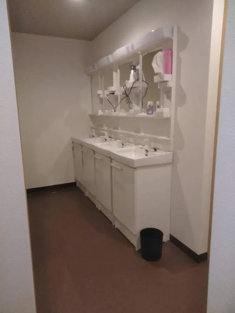 Male-Only Dormitory in Ishigaki Island with Free Sauna/New Ishigaki Airport 25min by car-5