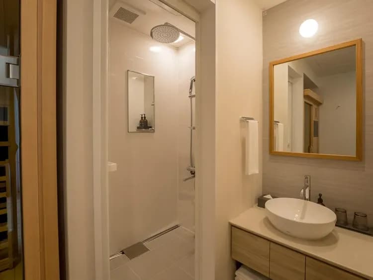 【シャワールーム】シャワールームを完備