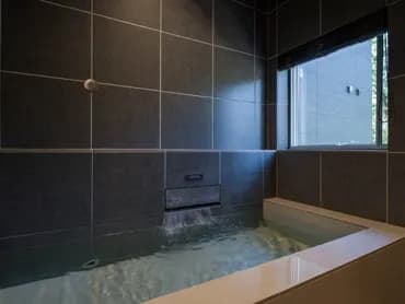 【温泉】客室専用、天然温泉風呂