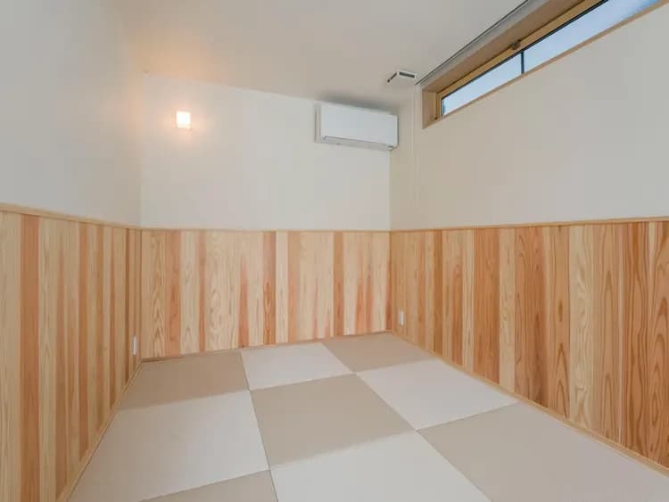 【寝室 小上がり】畳敷きの小上がりには敷布団2組が利用可