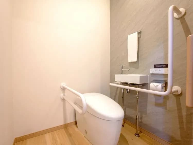 【トイレ】ユニバーサルデザインのトイレを設置。
