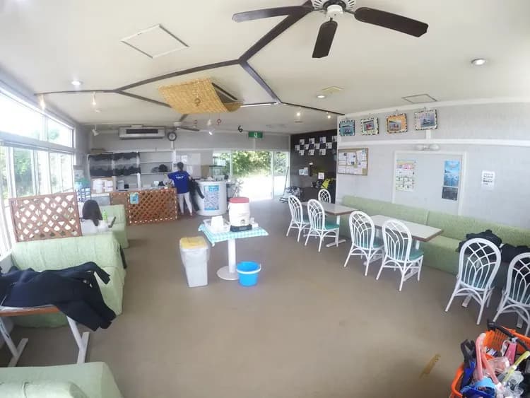 【北部本部町出發】瀬底島近海體驗→海上拖曳傘＆浮潛套裝行程-9