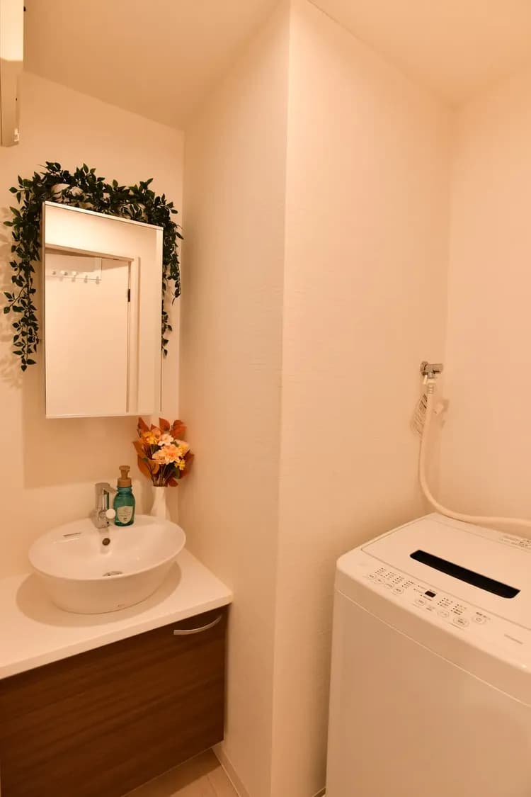 FL民宿 日本橋｜浪速區/車站步行6分/1 至 4 人/一線直達京都/40 吋電視+Netflix-5